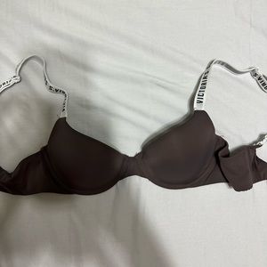 victoria secret bras ALL SOLD TOGETHER